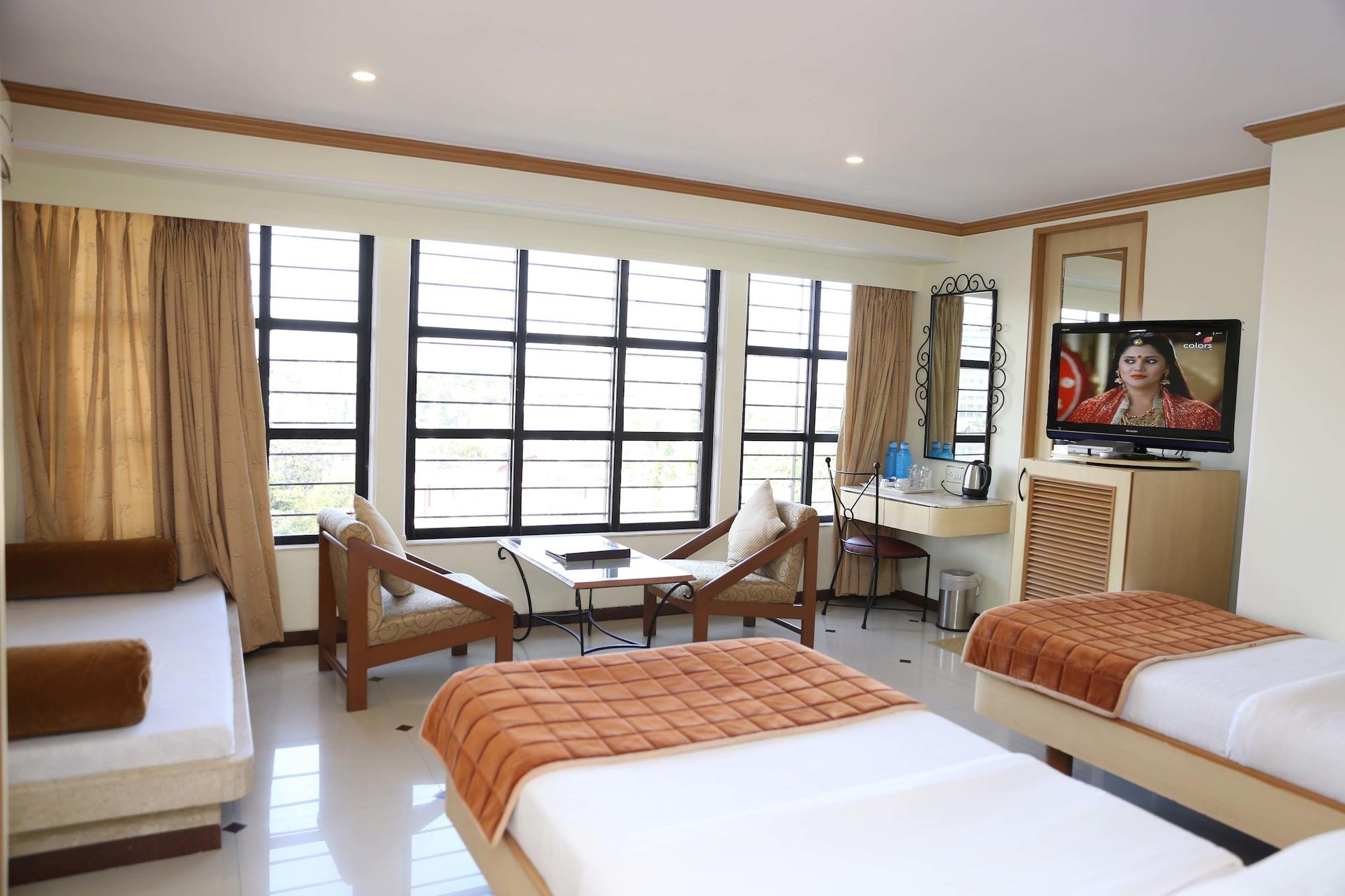 Hotel Godwin - Colaba Bombaj Zewnętrze zdjęcie