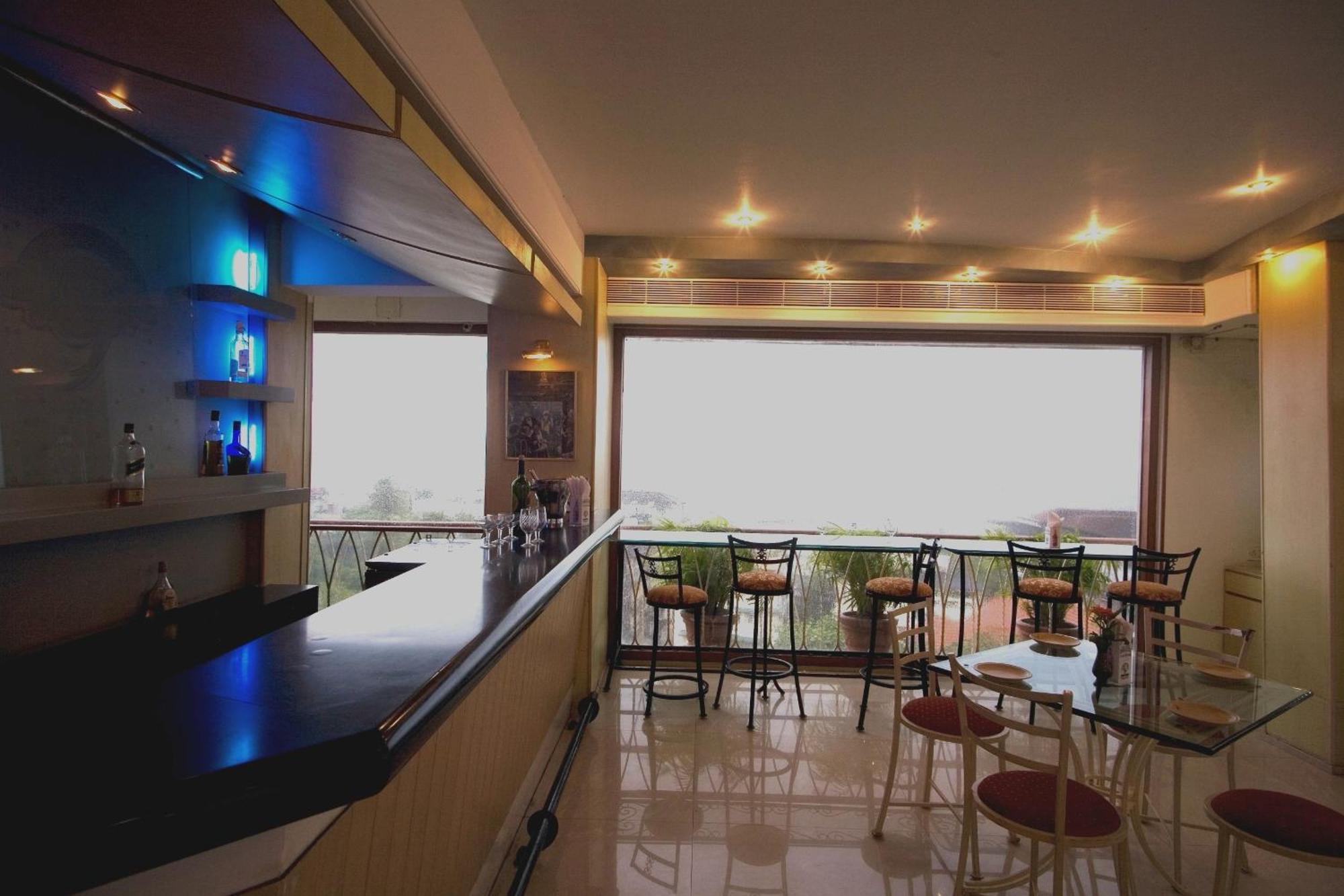 Hotel Godwin - Colaba Bombaj Zewnętrze zdjęcie