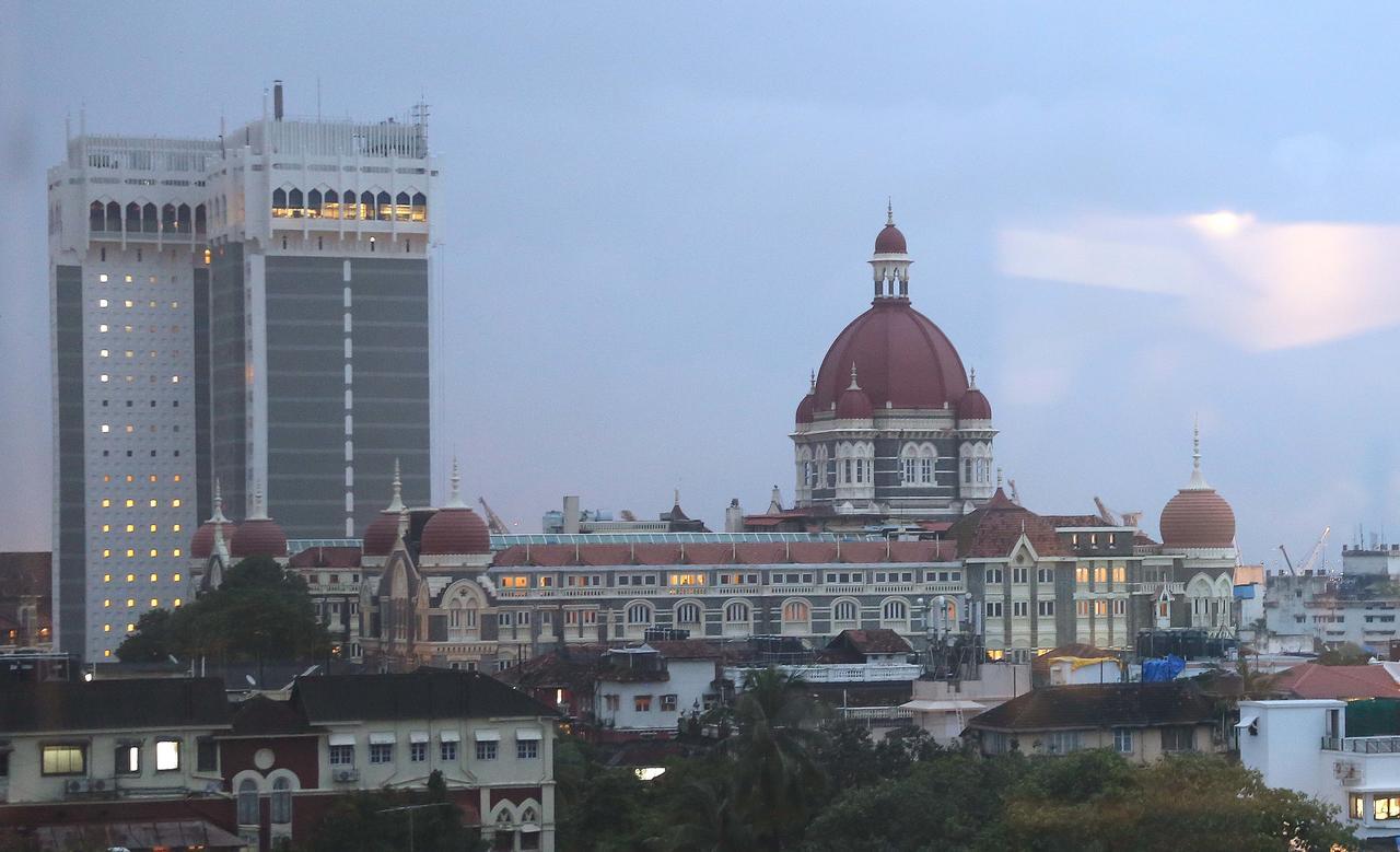 Hotel Godwin - Colaba Bombaj Zewnętrze zdjęcie