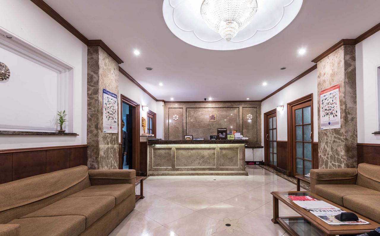 Hotel Godwin - Colaba Bombaj Zewnętrze zdjęcie