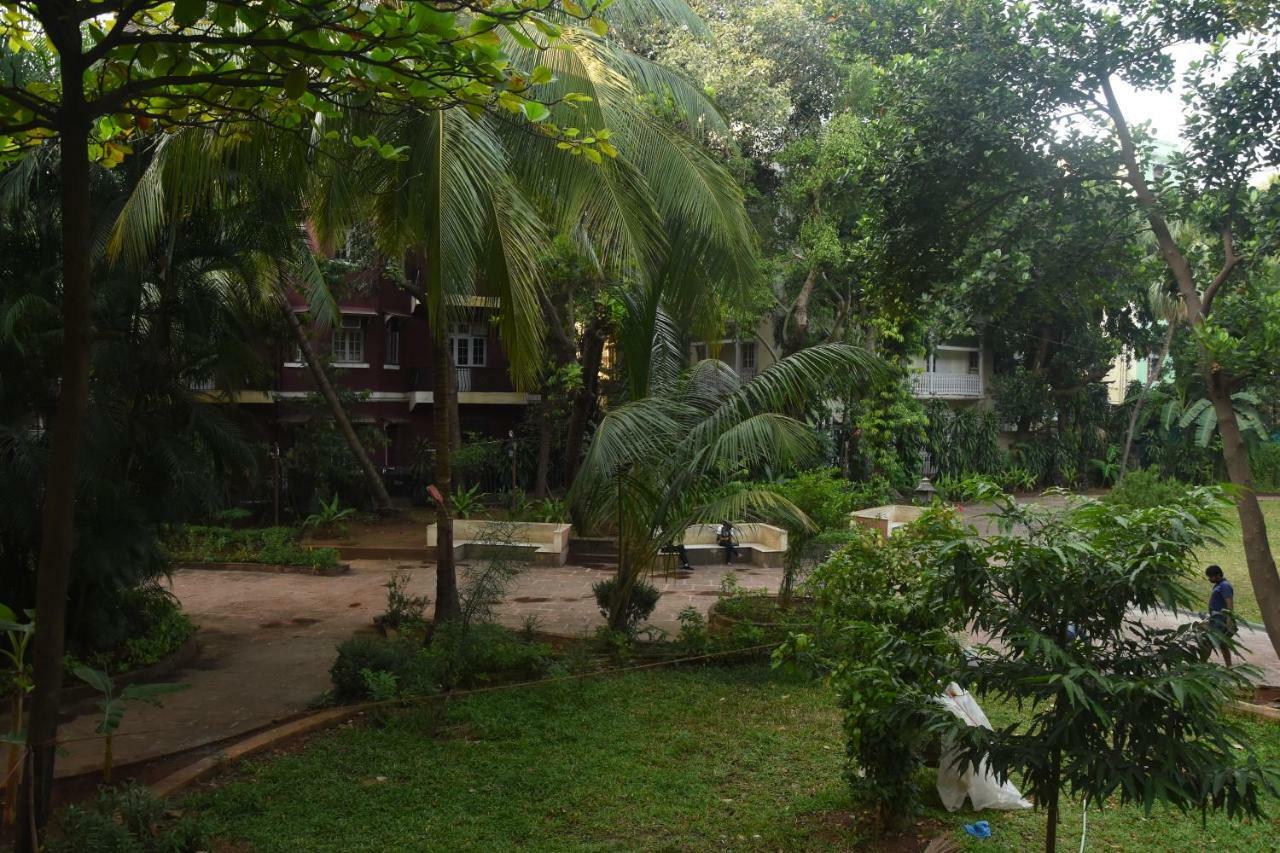 Hotel Godwin - Colaba Bombaj Zewnętrze zdjęcie