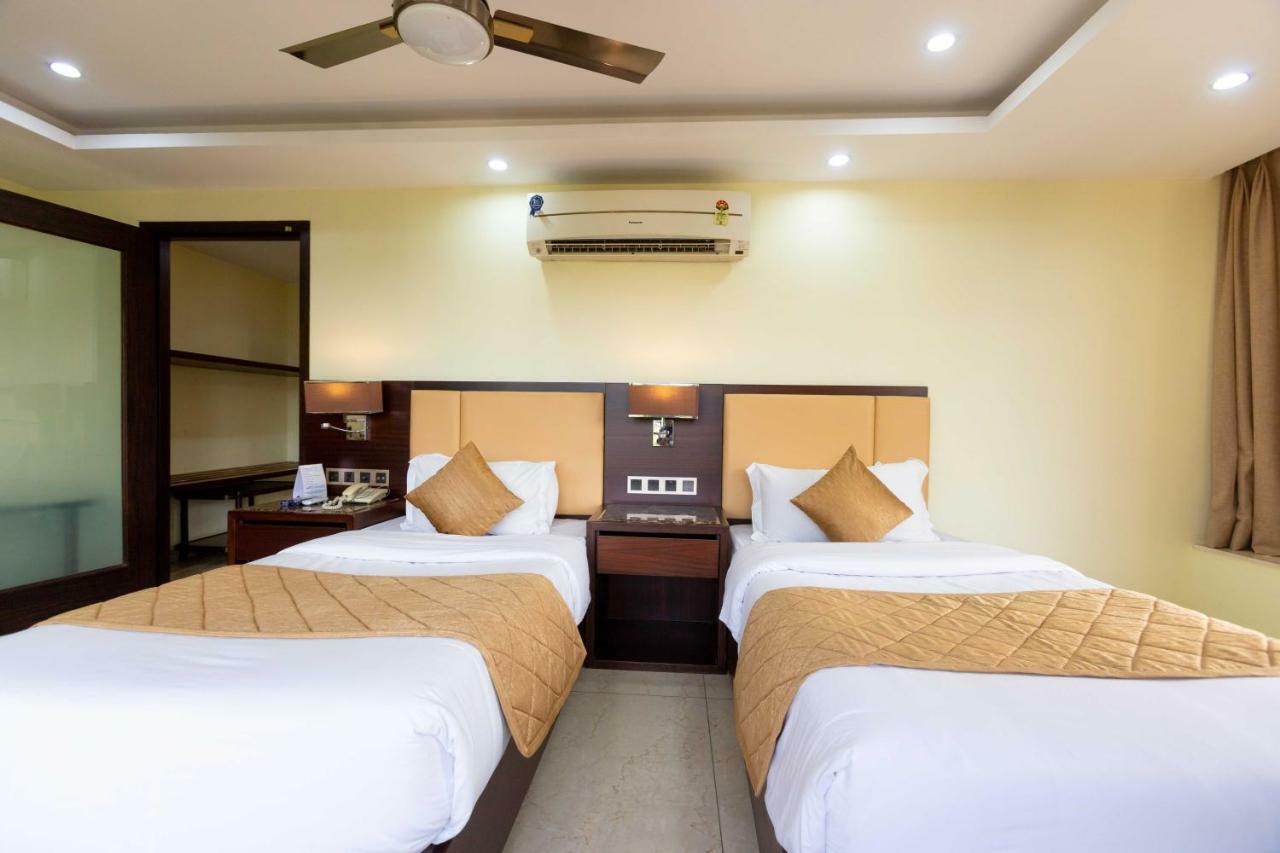 Hotel Godwin - Colaba Bombaj Zewnętrze zdjęcie